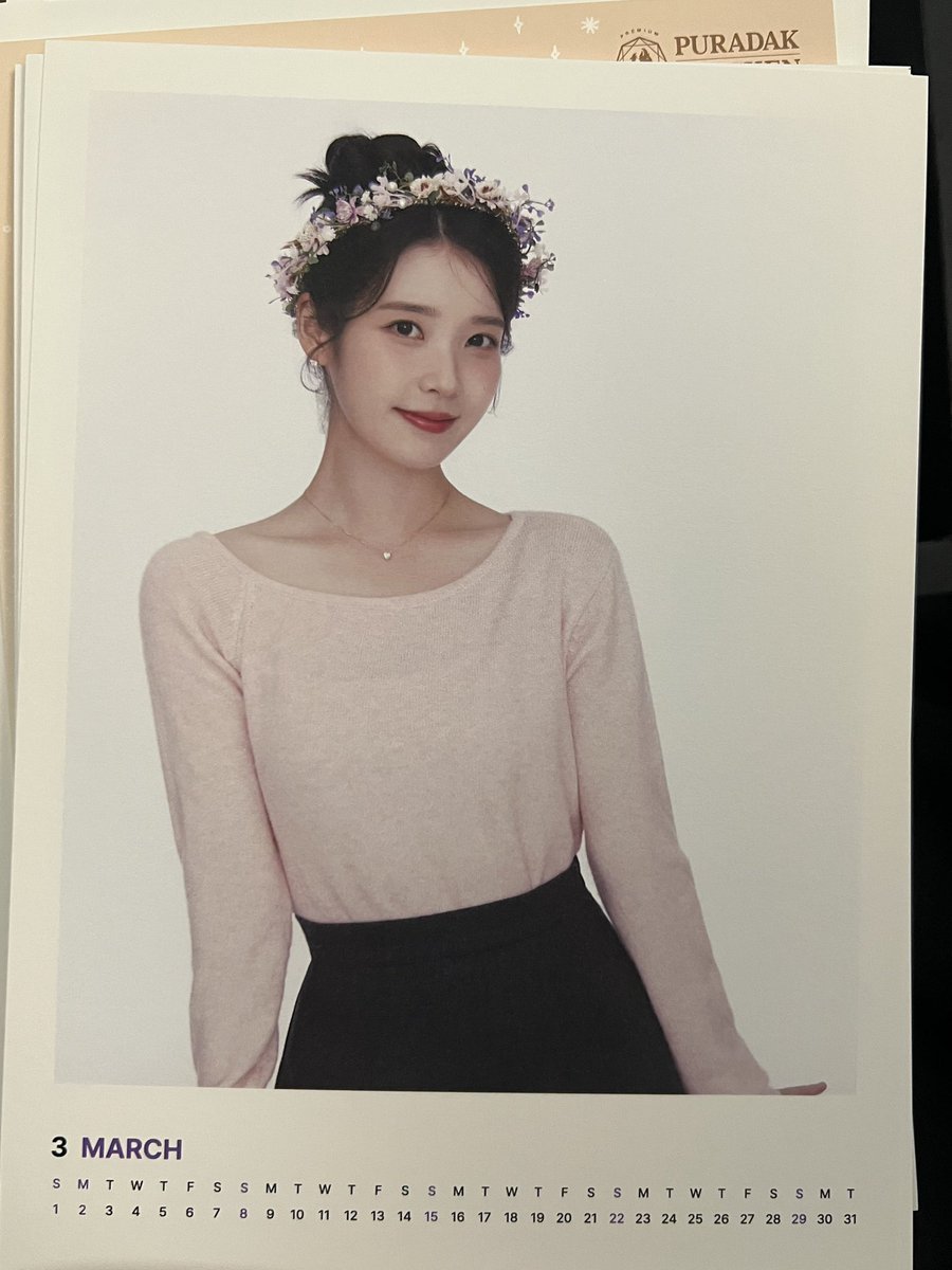 dlwlrmahi516's tweet photo. 아 이거 에바야 저희도 주세요 제발 https://t.co/KTmD9T8qJk