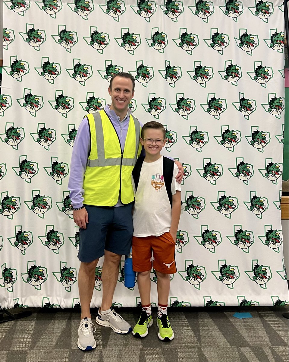 Dad of the Day!
<a href="/Carrollisd/">Carroll ISD</a>
#InspireExcellence
#DragonProud