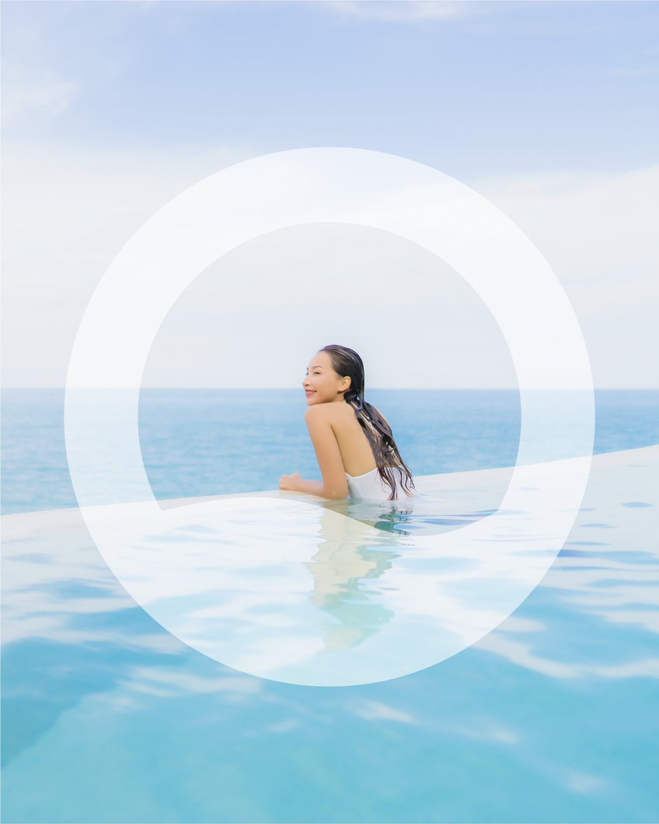 💙 Donde el horizonte se funde con el mar y el tiempo parece detenerse.

Aquí, cada mirada invita a respirar, soltar… y simplemente estar en la gloria.