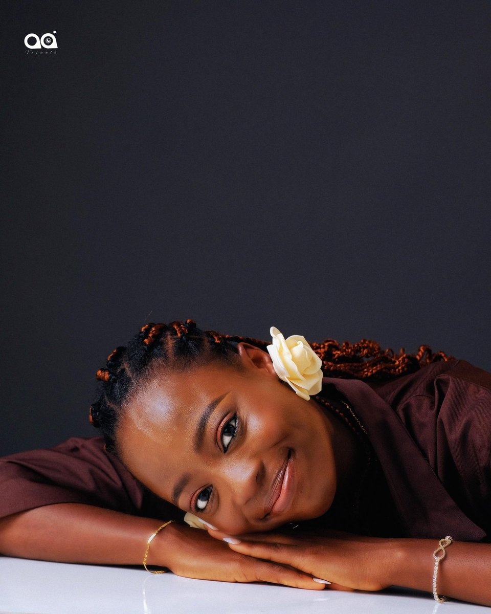 BetterAjiboye's tweet photo. "God is within her; she shall not be moved: God shall help her, and that right early" 

Happy birthday to me!❤️🎊🎊 https://t.co/PgmJydprJO