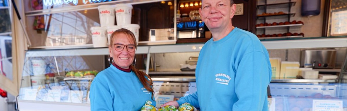 Groen-gele oliebollen op speeldag ADO DH bij sponsor Vermolen dlvr.it/TP7RJg