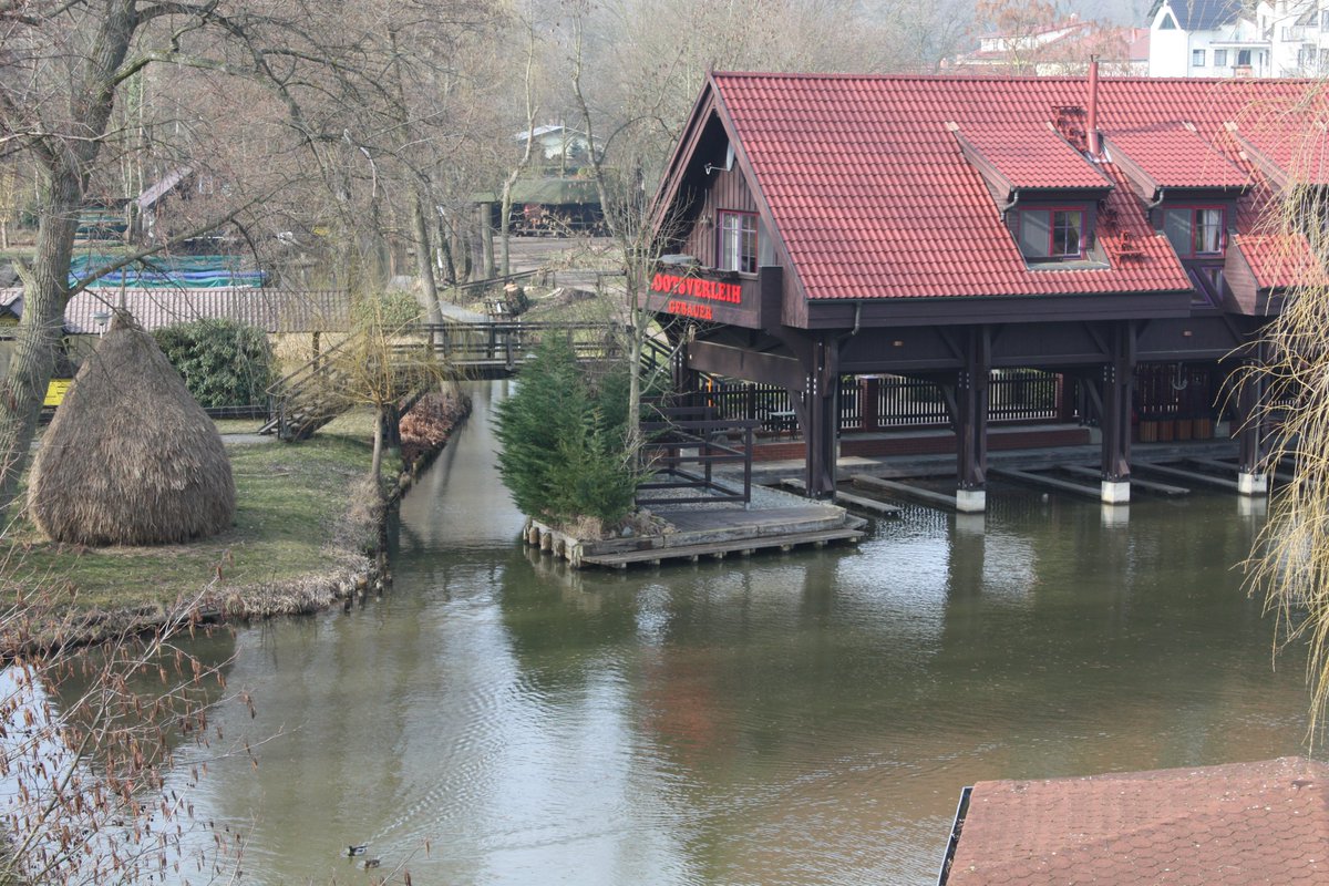 For the slow traveler in you: wellness, regional delicacies, serenity – discovering the Spreewald.

travelworldonline.de/en/spreewald-u…

 #TravelInspiration #Spreewald #Germany #Berlin