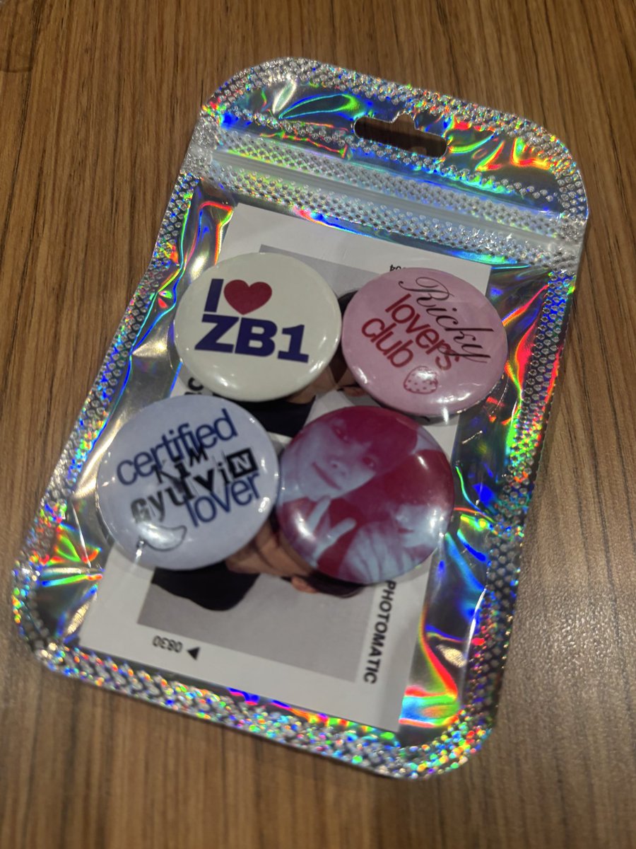 shbpetal's tweet image. wow thank you queen even though ure so late today 😍 @ouricky_