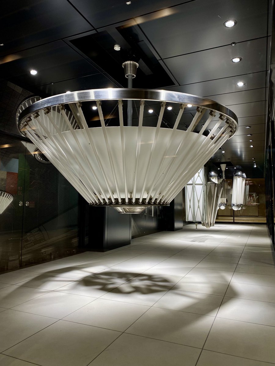 ま*ぴ様 柱シャンデリア灯 sakuzukikoyoi on X