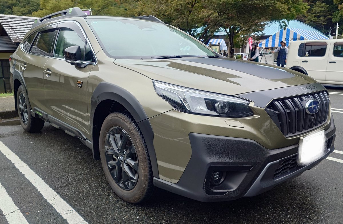 zack3901's tweet photo. 賛否あるようだが、私の非公式OUTBACK WILDERNESS Editionより公式なのだから良いかと思う。
#CROSSTREK
#WILDERNESS
#WILDERNESSEdition https://t.co/6I2uyyCOvH