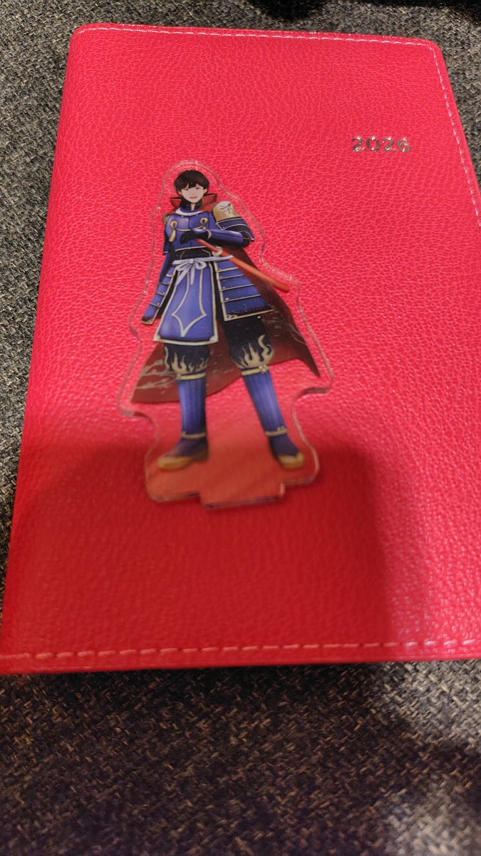 来年の手帳はいちごカラー🍓
#マモルヒーローアクスタ部