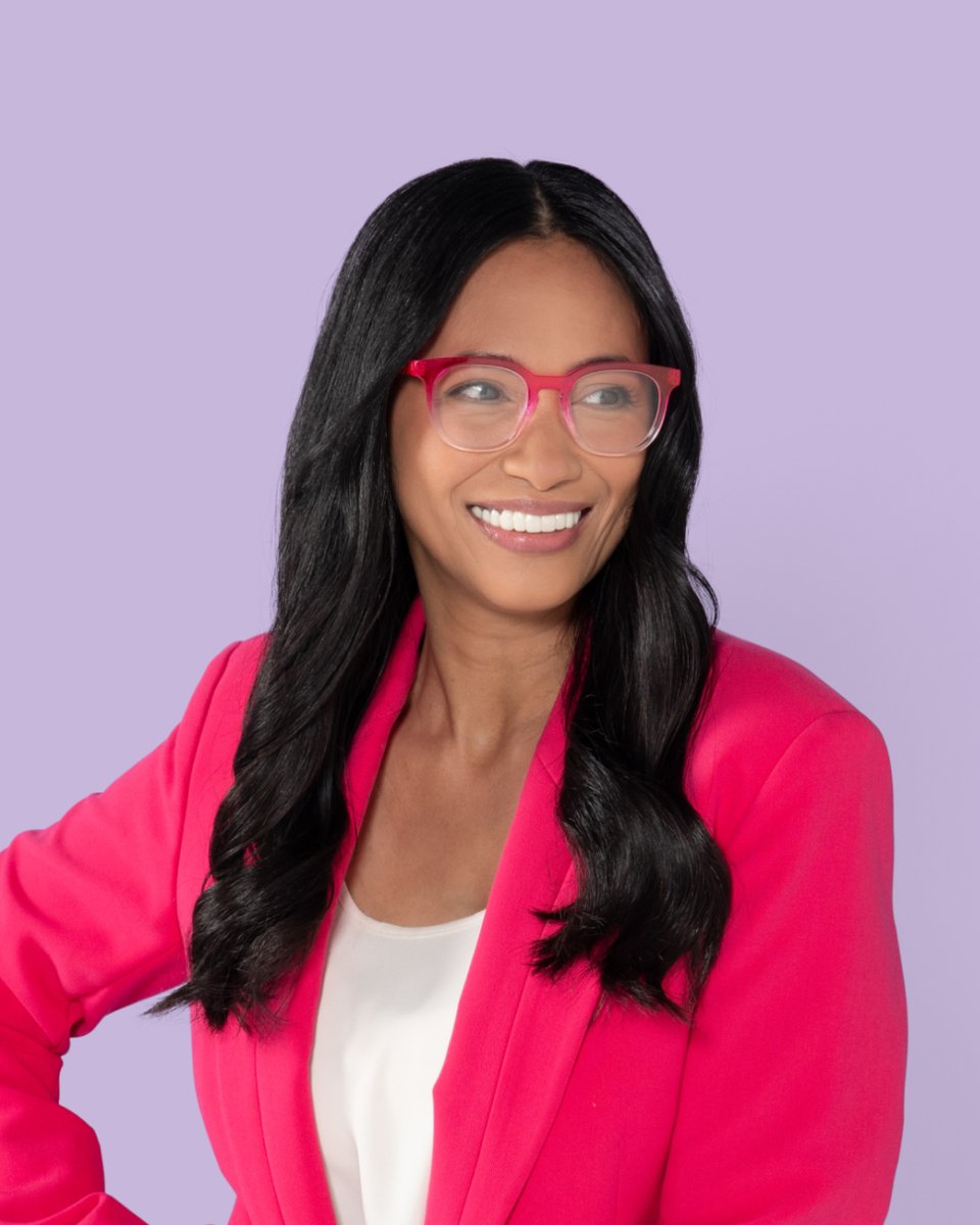 Readers.com® tweet media