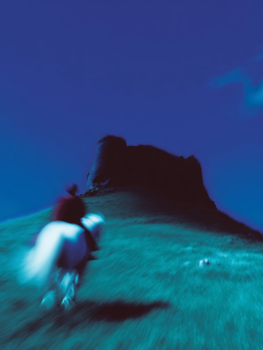 starting new series
reserve auction
messenger - starting bid 0.02 eth
all bidders will receive a gift! 
live on Transient Labs👇