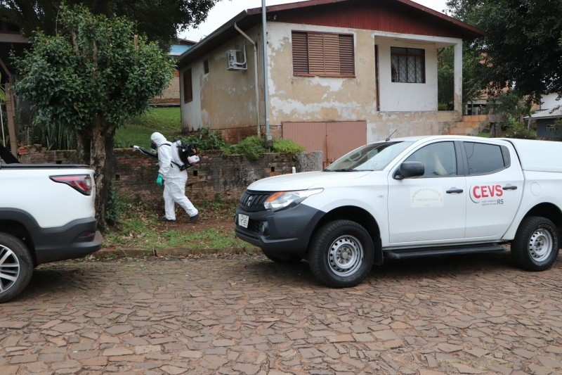 Rio Grande do Sul reforça Dia D de Mobilização Nacional de Combate à Dengue

Secretaria da Saúde orienta ações de mobilização nos municípios gaúchos

saude.rs.gov.br/rio-grande-do-…