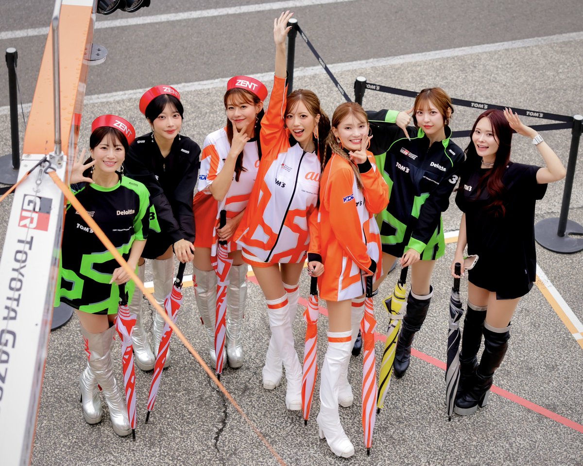 #さかいゆりや さん
#西井綾音 さん
#寺地みのり さん
#央川かこ さん
#辻門アネラ さん
#林れむ さん
#桐生もえこ さん

キッズウォーク前の
🈂️ービスショット

#auTOMS 
#teamTOMS 
#ZENTsweeties2025 
#auCircuitQueen 
#マツキヨココカラアンバサダー 
#アサヒドライゼロアンバサダー 
superGT2025