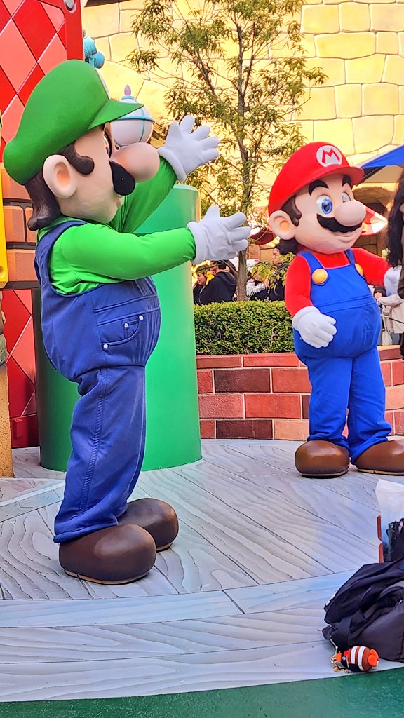 マリオ像 まりりん on X