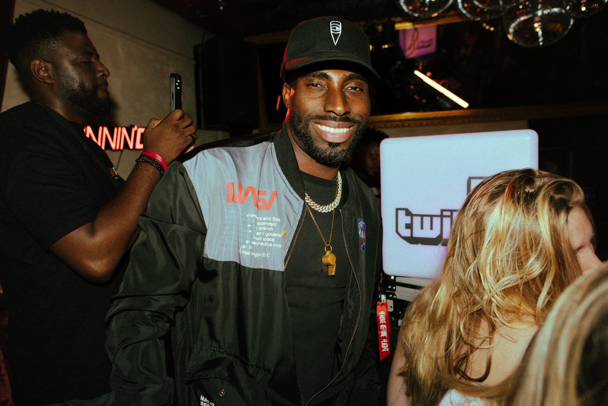 SpinninDeep's tweet image. It&apos;s all smiles when we think back about our Spinnin&apos; Deep ADE Special.💛

Where would you like to see our next Special? 👀

#Spinnin #SpinninDeep #ADE