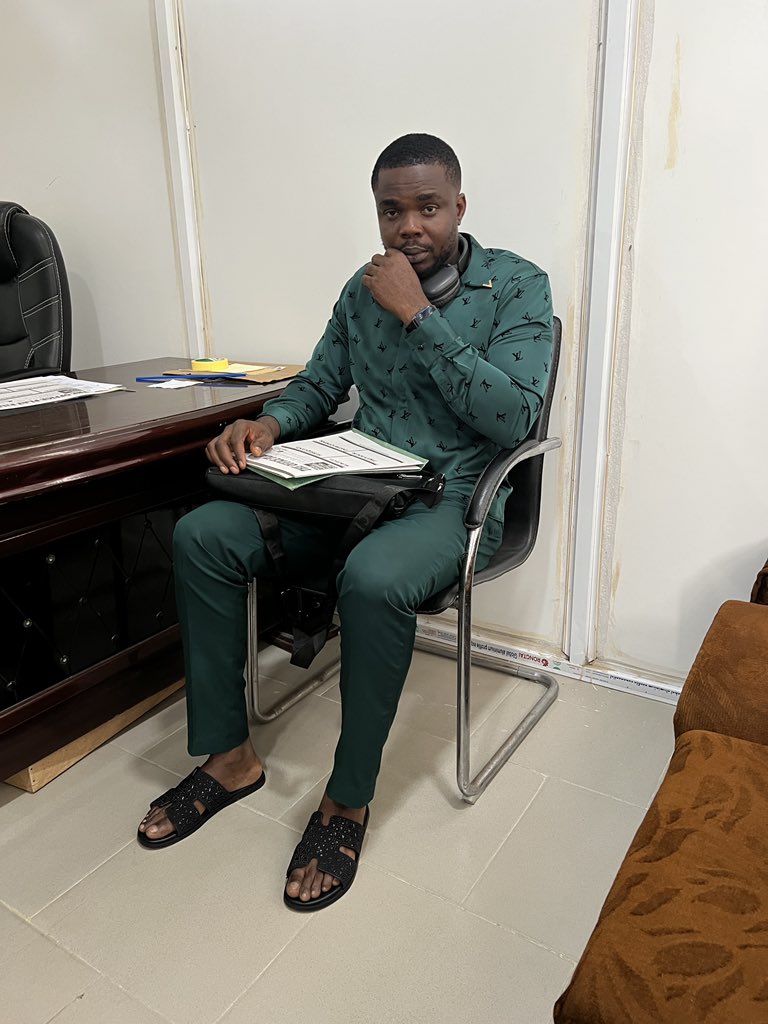 Akwadrills's tweet image. I no even start Uniuyo don dey humble me🥹😀.
God Abeg o
#Uniuyo 
#Fresher