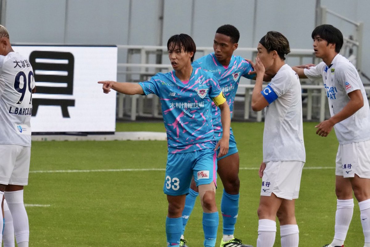 voissdefor1's tweet image. MF33  西矢 健人 選手
J2リーグ 第35節 2025.11.2
サガン鳥栖vs 徳島ヴォルティス 0-0 draw

ほんとうに惜しいシュートだった。
たらればを言ってもどうにもならないので、次節ゴールを期待。

#西矢健人
#サガン鳥栖
#鳥栖徳島
#J撮り
#推し活