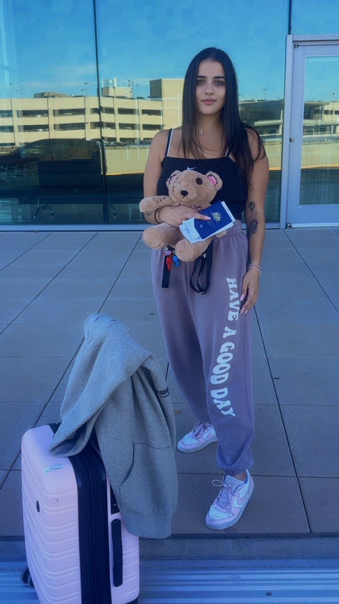 miss xra tweet media