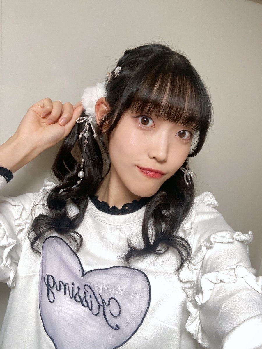 mao2_pichicart's tweet image. お気に入りだったけど眠ってた服、勇気出して着てみた🐼🎀
これ着るには大人になりすぎたかな〜と思ってたけど、振り切ってメイクもヘアアレンジもできるようになった今だから出せる良さもあるかも？