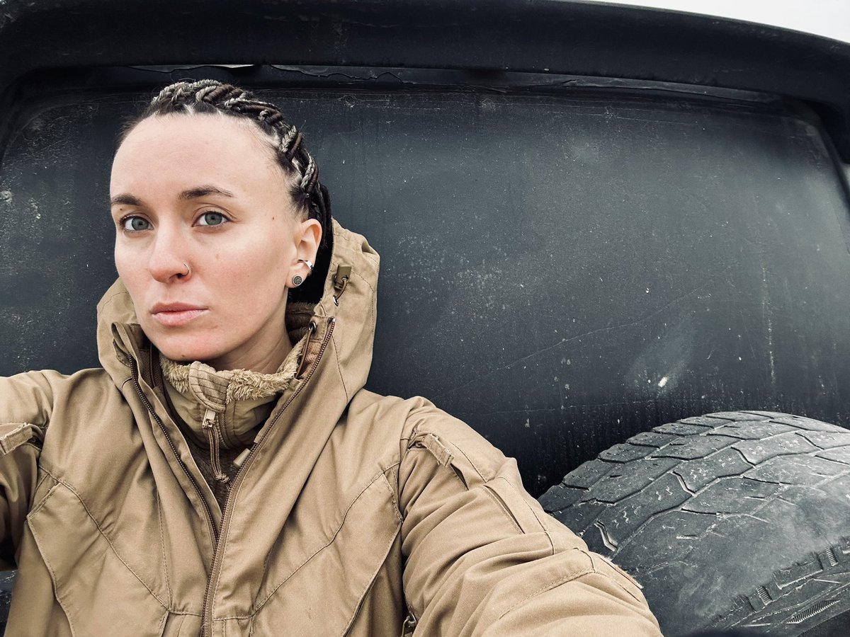 Дедалі більше статистики про те, що кожного дня мало не тисяча військових ідуть у сзч. Що останні місяці - рекордні за кількостями людей.

Такий резульатат - це один із діагнозів політиці української влади, яку б я назвала «політика воєнної нерівності» або ж «політика воєнного