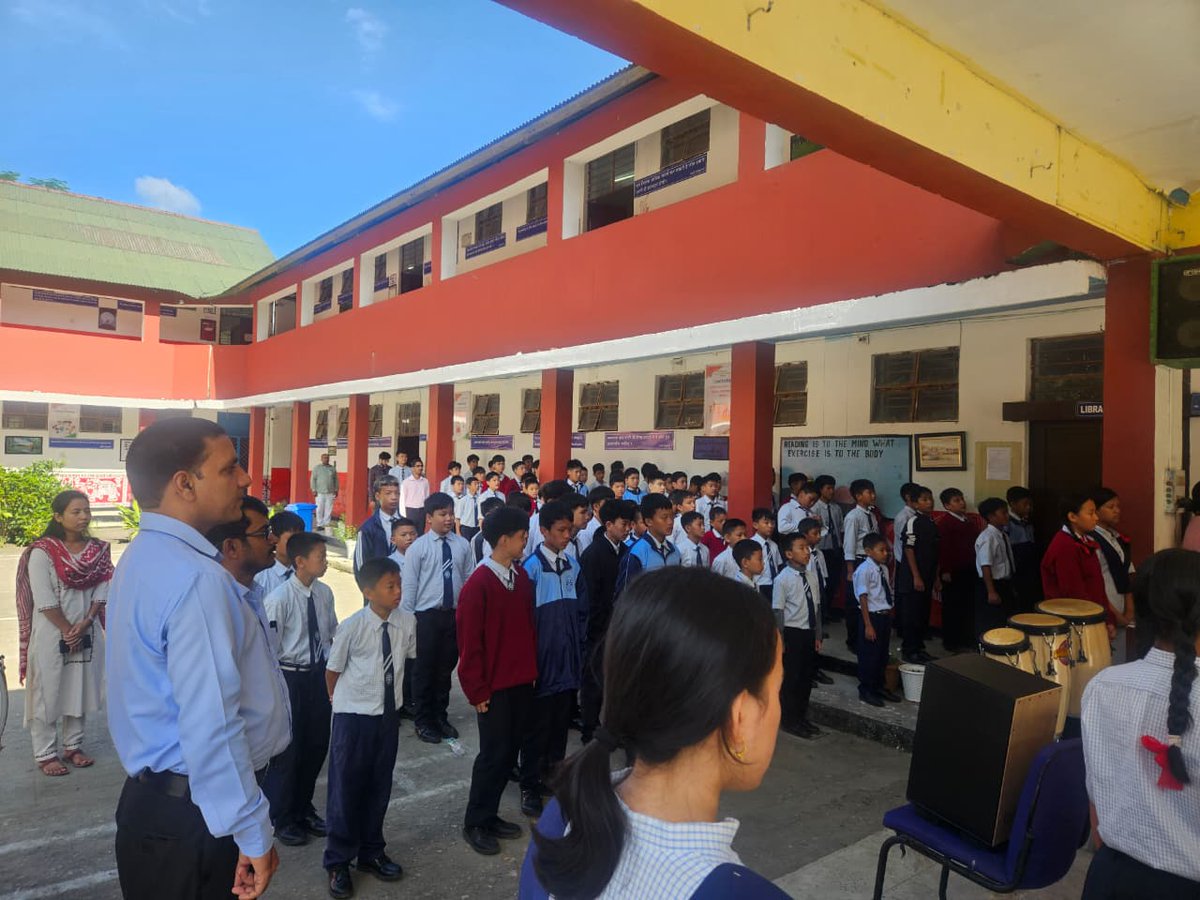 JNV_Megdong's tweet photo. 🇮🇳 PM SHRI JNV Megdong celebrated the 150th Anniversary of "Vande Mataram", India’s national song. Our respected Principal Sir delivered an inspiring speech on its role in the freedom movement and paid tribute to its creator, Bankim Chandra Chatterjee. 🌿📜 https://t.co/7O1aW7Ukr2
