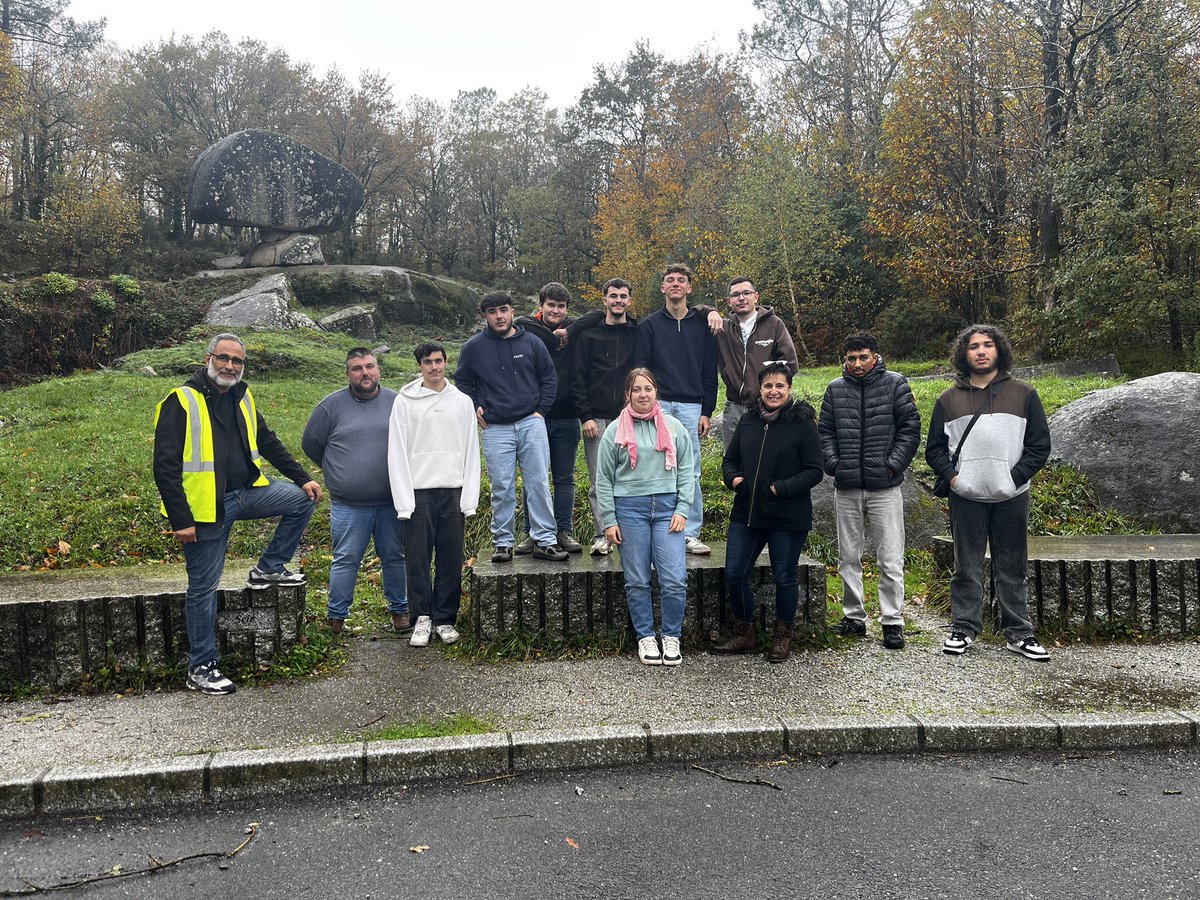 Yolaine Cabot tweet media