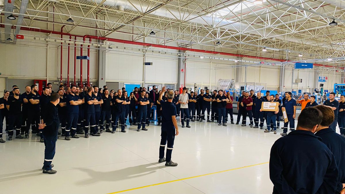 BirlesikMetal's tweet image. 🔴Manisa Şubemize bağlı Ergun Hidrolik (Power-Packer) işçilerinden 17 gündür grevde olan #SmartSolar işçilerine destek👇

📢&quot;Smart Solar işçisi yalnız değildir!&quot;

#BizKazanacağız