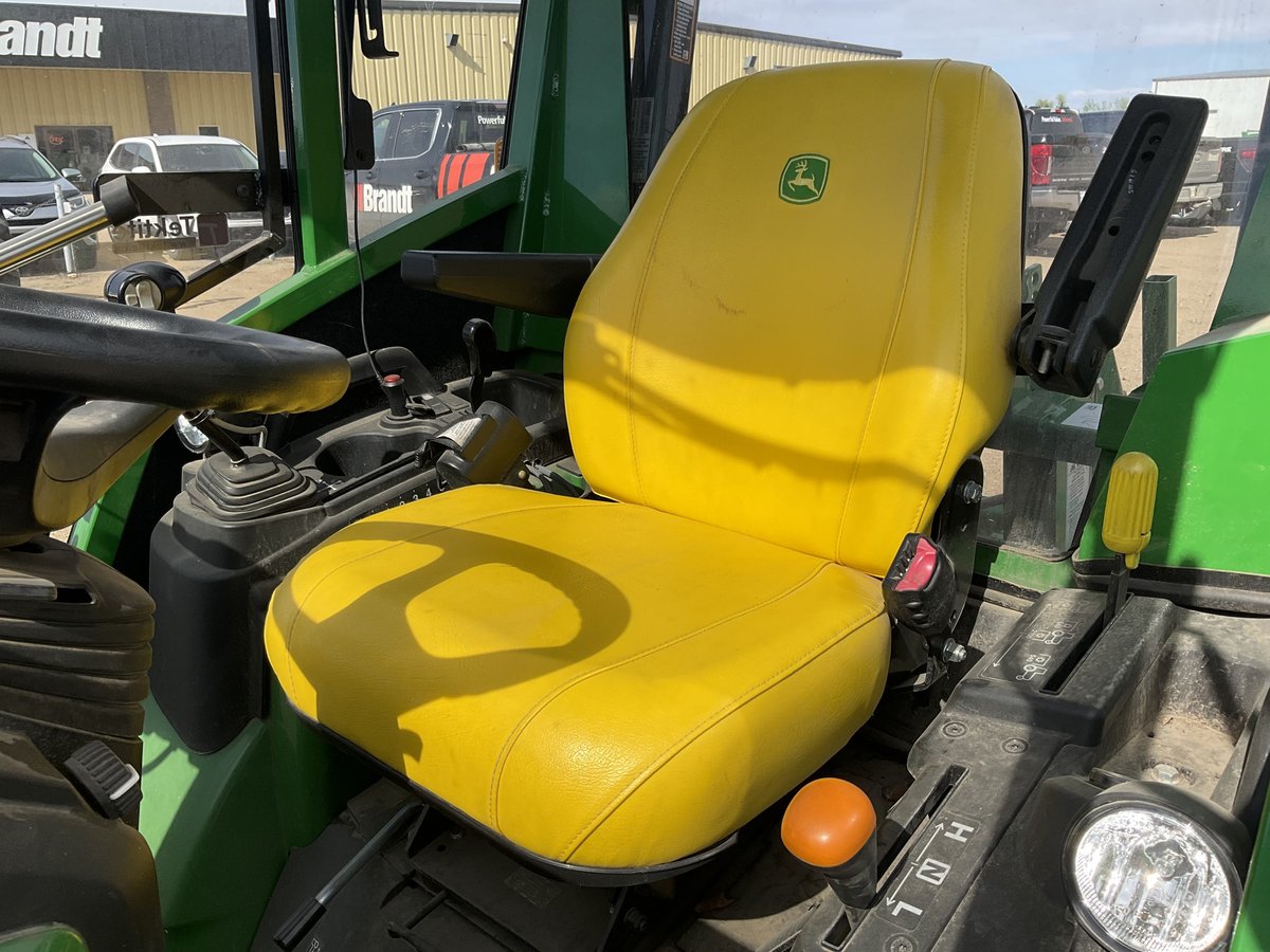 This 2022 John Deere 2025R is a versatile compact tractor designed for year-round performance. Equipped with a 120R front loader, 54" John Deere snowblower, and 72" Frontier rear blade, it’s ready for everything from snow removal to property maintenance. The Tektite heated cab
