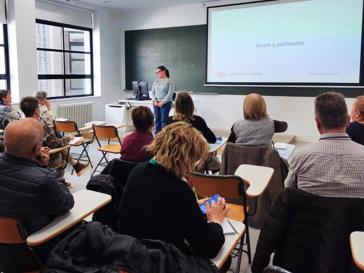 Catedravegalsa's tweet image. Unha veintena de asistentes participaron no seminario impartido sobre empoderamento e hábitos saudables organizado pola @Catedravegalsa 
🔎fundacion.udc.es/noticia.asp?id…

#Empoderamento #HábitosSaudables #UDC #Benestar #VidaSaudable #ComunidadeEmpoderada @quincemil15000 @Corresponsables