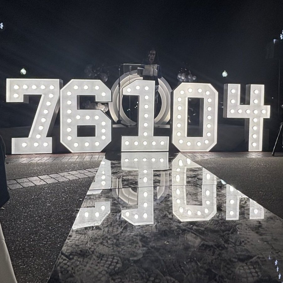 Last night, we celebrated real leadership at the BRAVE/R Together "Our Table" Dinner. It was an honor to present the Civic Leadership Award to Councilman Chris Nettles.

​Councilman Nettles is like me... relentlessly focused on delivering vital investments to his community.