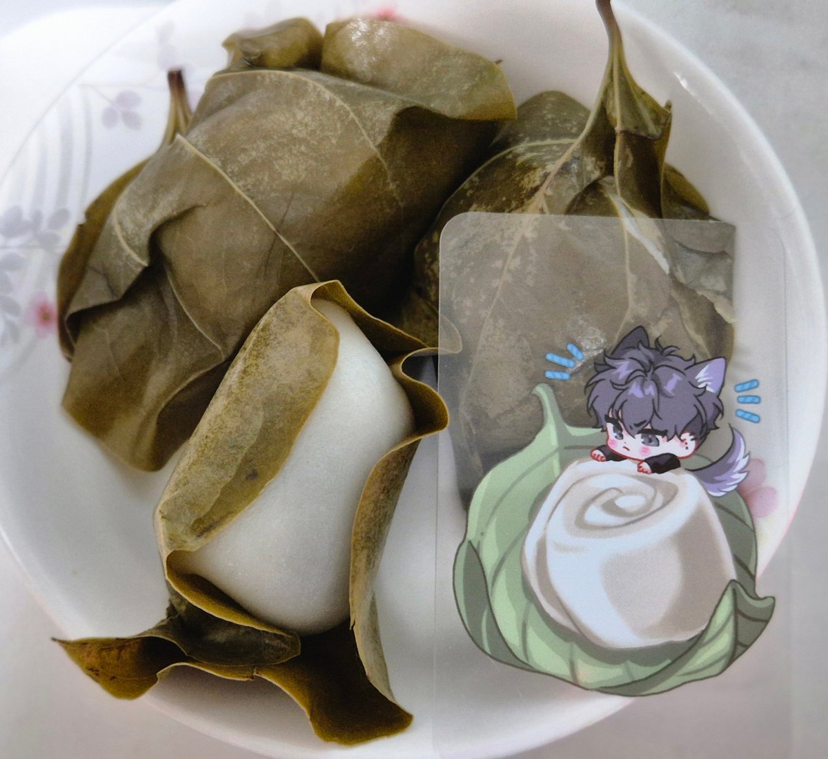 망개떡을 받았는데요?!
누군가 생각났다네요. 아응 귀여워