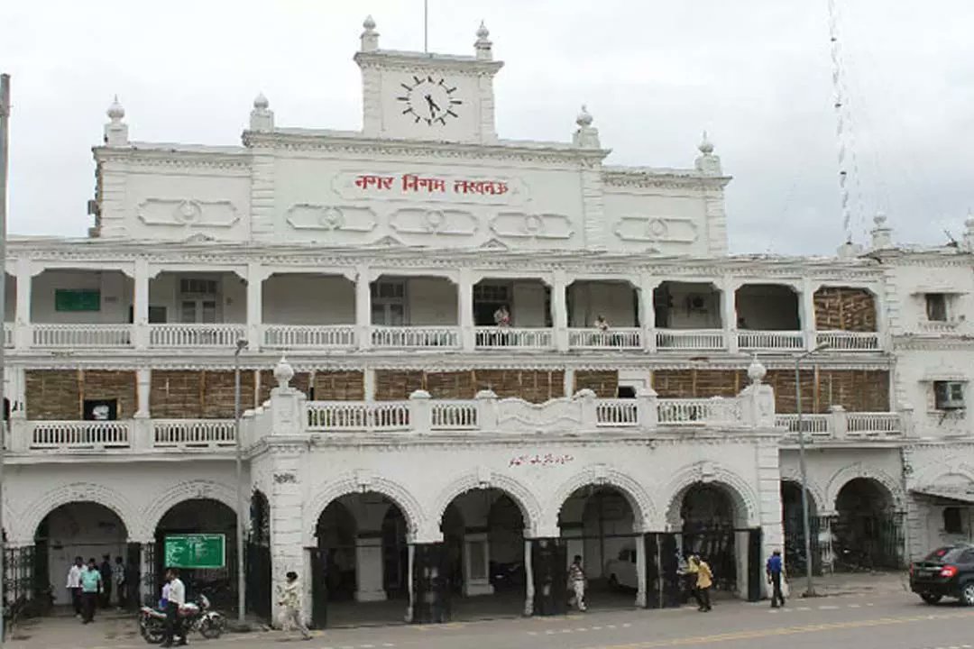 Anuradhaji2's tweet image. Shocking intel report: ~80% of Lucknow Municipal Corp sanitation workers are allegedly illegal Bangladeshi &amp;amp; Rohingya nationals! Admin on high alert—ID verification drive launched. #Lucknow #ImmigrationAlert
#NationalSecurity