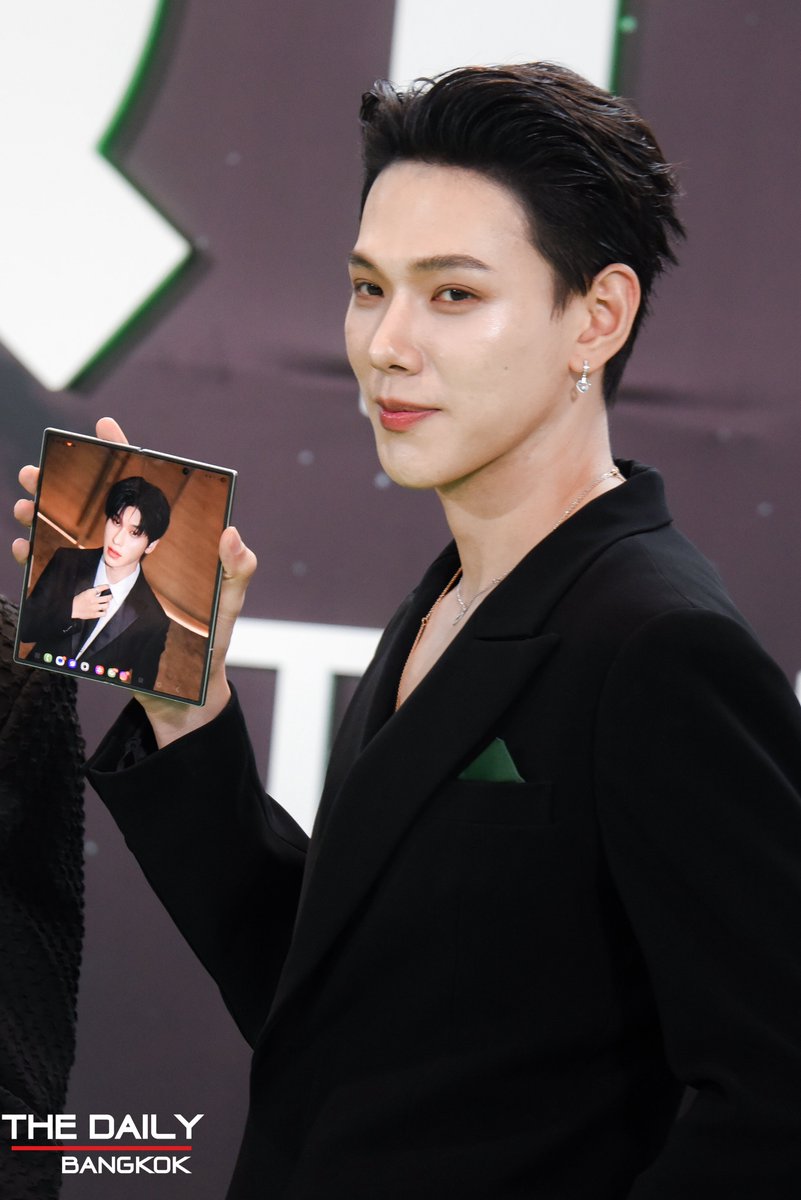 Jeju_nyeon's tweet photo. ยกให้เป็นซีนที่สุดของงานวันนี้เลย ลงทุกสำนักอ่ะ 5555555555 ทั้งโลกรู้ยังว่าพี่รักบิบี๋มากกกก

DAOU x iQIYIiJOYTH2026
#จอยอ้ายฉีอี้กับพี่ต้าห์อู๋ https://t.co/tRRuyPeEsM
