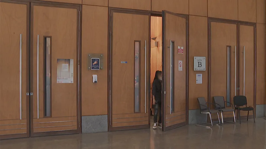 ⚖Procès du déboulonnage des statues en Martinique : récit d'une deuxième matinée d’audience sous tension à Fort-de-France

📱💻la1ere.franceinfo.fr/martinique/pro…