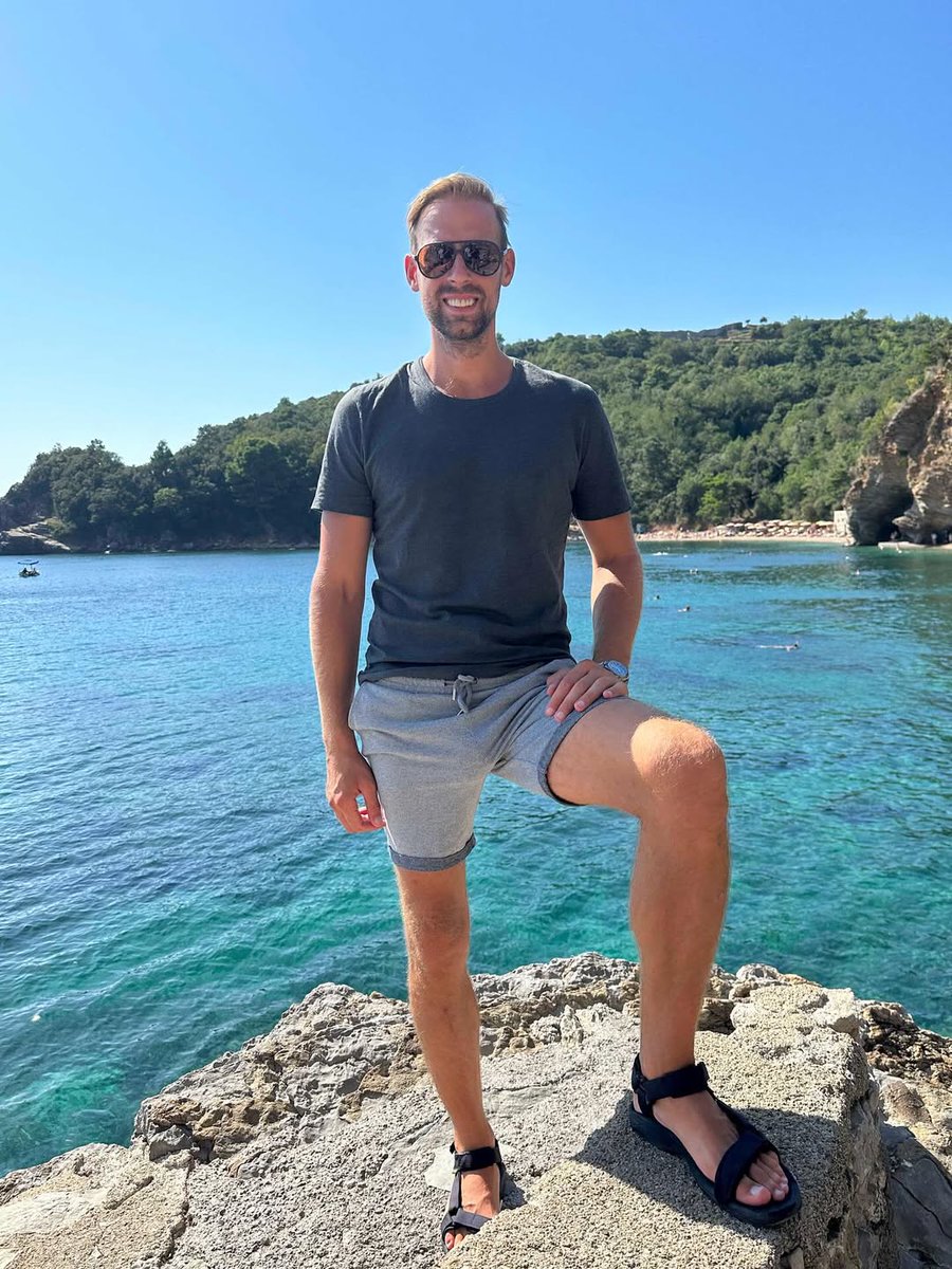 cus_support_s's tweet photo. Having fun in this serene city #budva montenegro 🇲🇪 #fyppppppppppppppppppppppp #fypシ #fypシ゚viral https://t.co/32wMEpTQ8b
