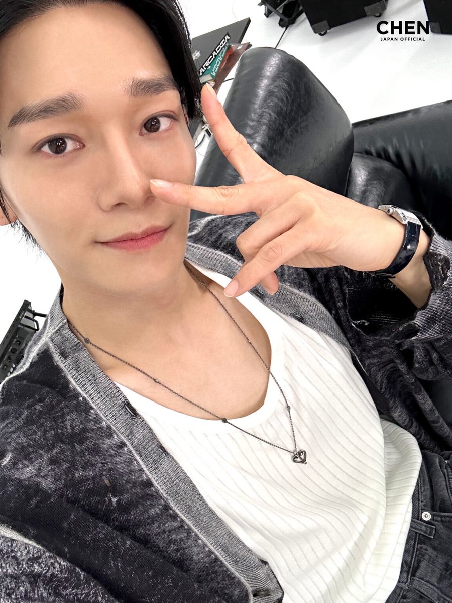 251107 | Updated from exclusive JPN mbs

#CHEN #첸