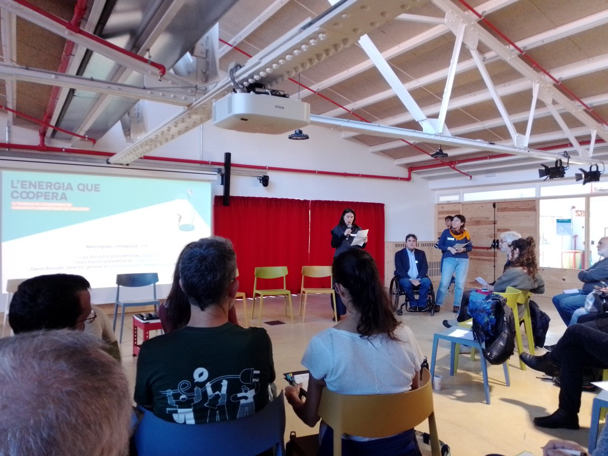Som presents a la trobada de comunitats energètiques de Catalunya organitzada per CoopCat a Coopolis.