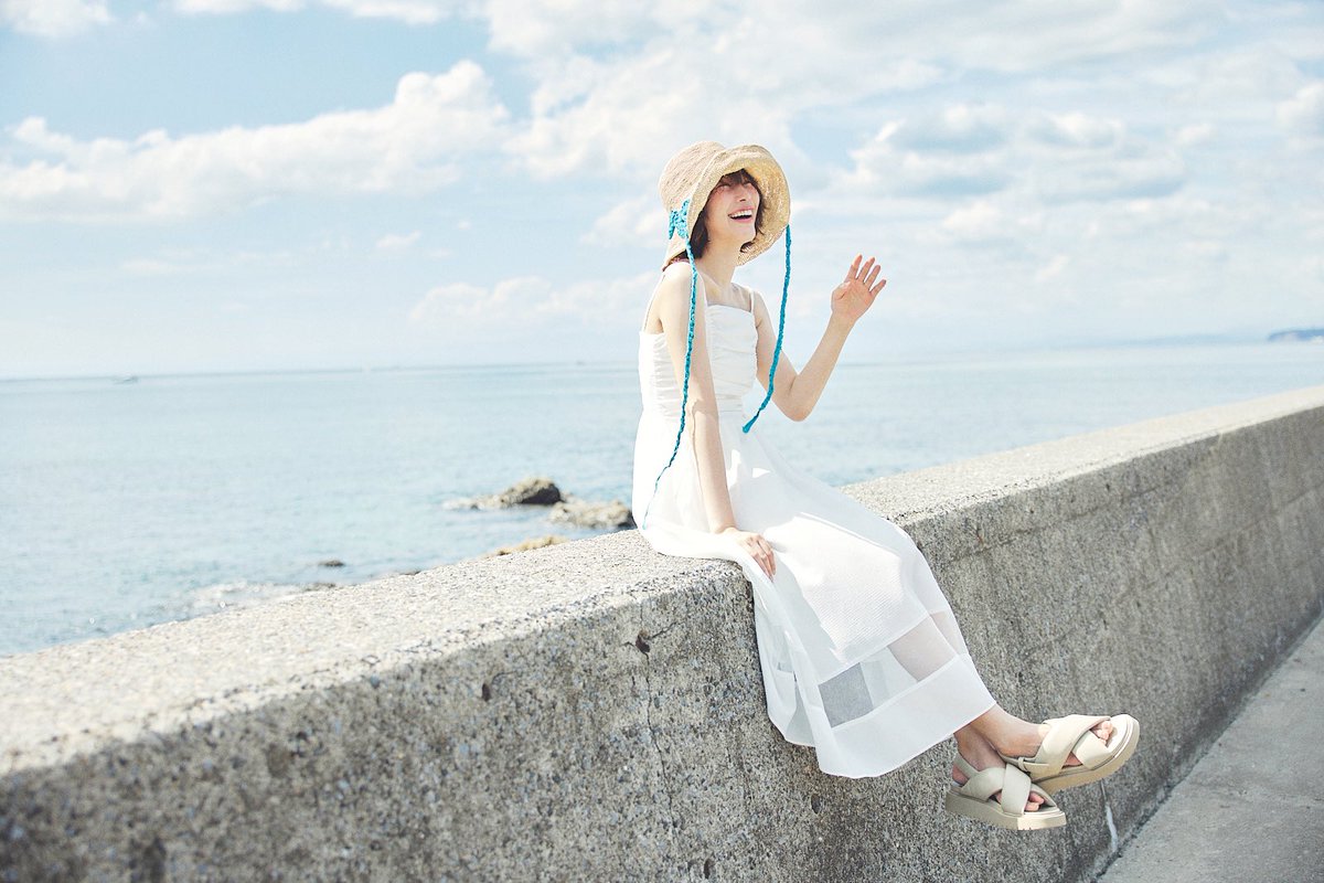 南沙良 2026サイン入りカレンダー！アクリルスタンド！ アクリル