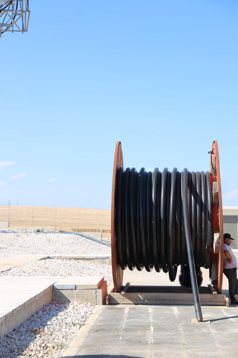 EstatePartner_'s tweet image. Grækenland topper EU i elpris­stigninger for virksomheder og ser også stigende priser for husholdninger!

Ifølge de nyeste data fra Eurostat (1. halvår 2025) oplevede Grækenland den største stigning i elpriser for ikke-husholdninger (virksomheder) i hele EU.

Udvikling fra 1.…