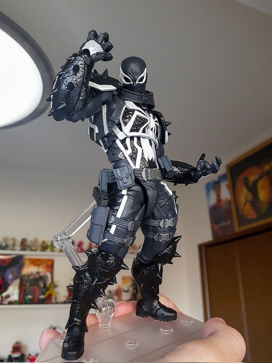 VolterGraceful's tweet image. リボルテック アメイジング・ヤマグチ
【  Agent Venom / Flash Thompson  】

目のパーツが硬すぎて外れないから交換パーツで遊べない;;
誰か簡単に外す方法教えてください🙏

#AgentVenom #FlashThompson #Venom #Revoltech #AmazingYamaguchi #Kaiyodo