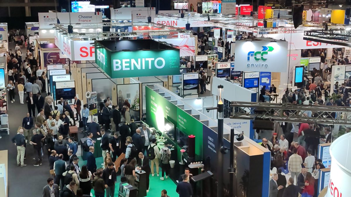 Aurten ere <a href="/SmartCityexpo/">Smart City Expo World Congress</a>-n egon gara hiriei eta hiri-irtenbide adimendunei buruzko nazioarteko hitzorduan. 

"The Time for Cities" lelopean, hiri #berrikuntza azken joerak ezagutu eta <a href="/RedRECI/">Red Española de Ciudades Inteligentes</a> eta <a href="/redinnpulso/">Red Innpulso</a> bezalako sare hiriekin #lankidetza indartu dugu.