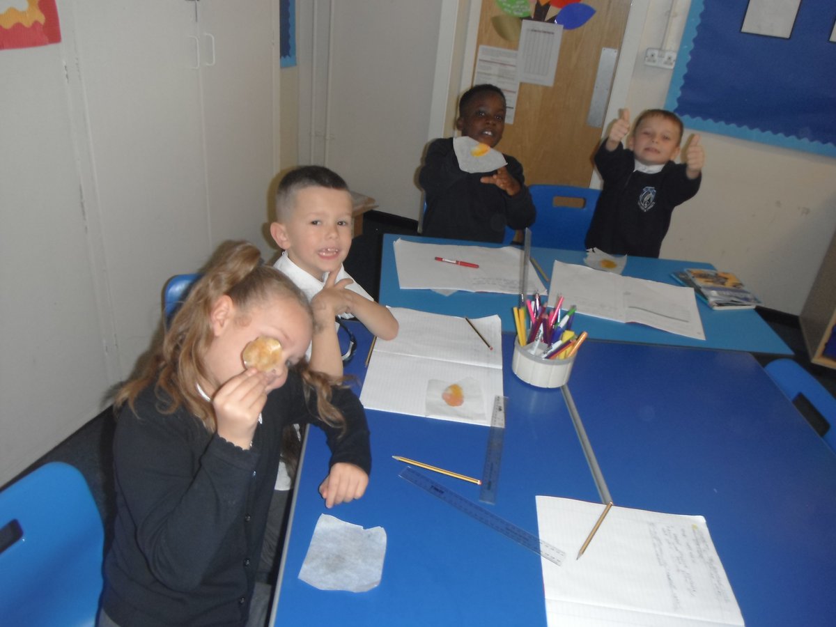 OLSP_Heywood's tweet photo. This week in Science Year 3 have been learning about the formation of rocks using sweets! We found that fossils would not be found in igneous rocks due to the heat a pressure used when they are formed. #olspscience @OneTenthHuman https://t.co/YiSG8GDsEw