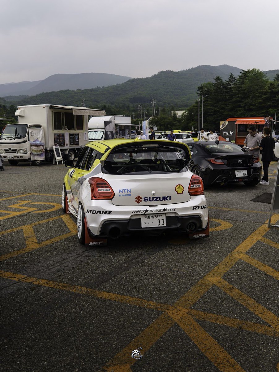 paru_zc33s's tweet image. 今週末はswift jam！！！
色んな人とお話したいです🔥
並べてくれるのも嬉しいです！！
MFFさんの所にいると思うのでマッドフラップ気になる人もぜひ🔥

#SWIFTJAM2025 
#MFF