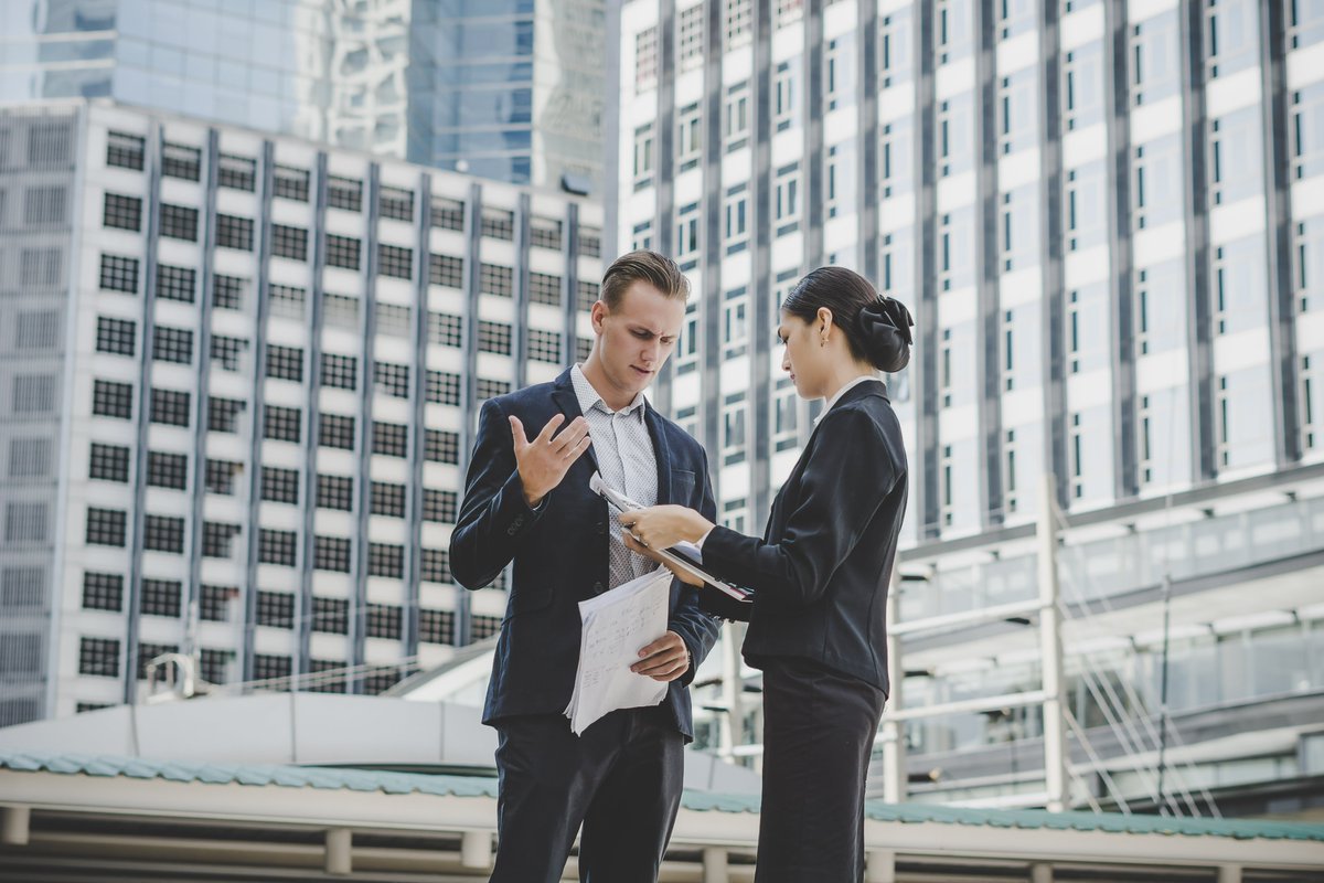 How does Commercial Real Estate offer an opportunity for better cash flow, inflation protection, and portfolio diversification?

Learn how to invest smarter: hedgethink.com/commercial-rea…