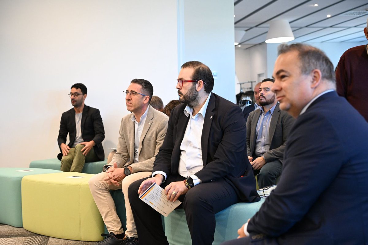 📍Avui s'inaugura el nou Centre d'Excel·lència i Oficina de la Dada (#CEOD) de #Mataró, un espai que s'integra dins el projecte <a href="/edint_femp/">EDINT</a> de <a href="/fempcomunica/">FEMP</a>.

📱 #Mataró se suma a la xarxa de 12 entitats locals pioneres que estan liderant la #transformaciódigital dels territoris.