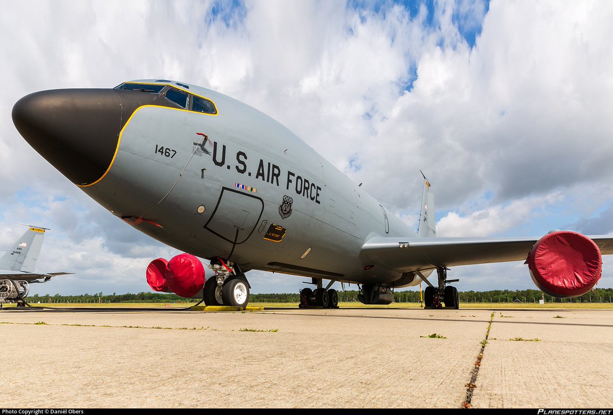 ArmchairAdml's tweet photo. #USAF United States Air Force
Boeing KC-135 Stratotanker 2x
#AE0145 62-3547 - REACH695
#AE05AF 63-8875 - REACH696
Two USAF KC-135 tankers which have been on a TDY to NATO Air Base Geilenkirchen are headed home this morning. They've been flying with the callsign "ESSO" whilst they've been here.