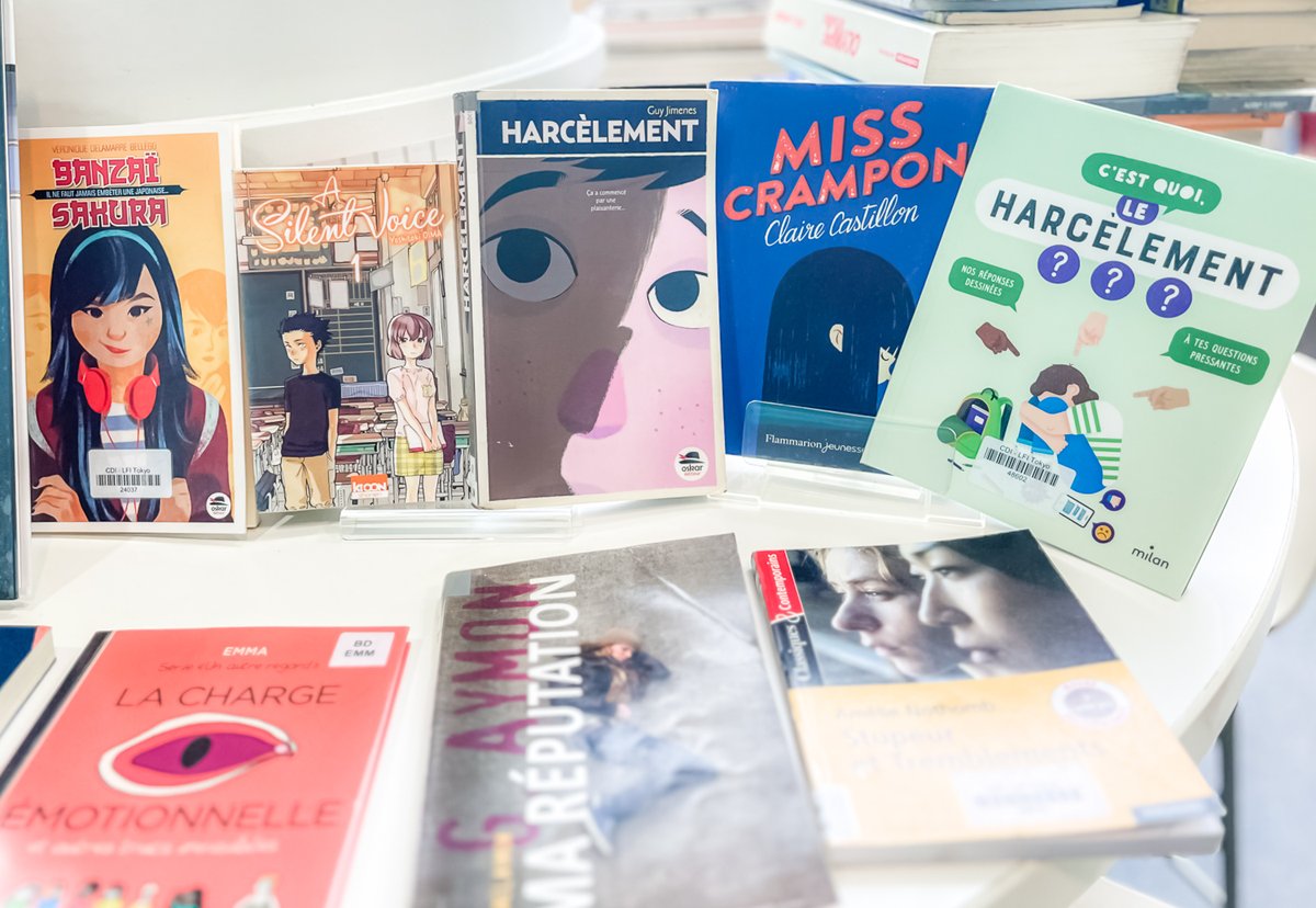 JOURNÉE CONTRE LE HARCÈLEMENT SCOLAIRE – TABLE THÉMATIQUE AU CDI

Agir, prévenir, protéger 🤝📚 

Venez découvrir notre sélection de ressources au CDI pour un climat scolaire sûr et bienveillant.

#aefe #LFITokyo #NonAuHarcèlement 

<a href="/aefeinfo/">AEFE</a> <a href="/AEFEAP/">AEFE Zone Asie-Pacifique</a> <a href="/ambafrancejp/">La France au Japon🇫🇷🇪🇺</a> @fltfapee ✨