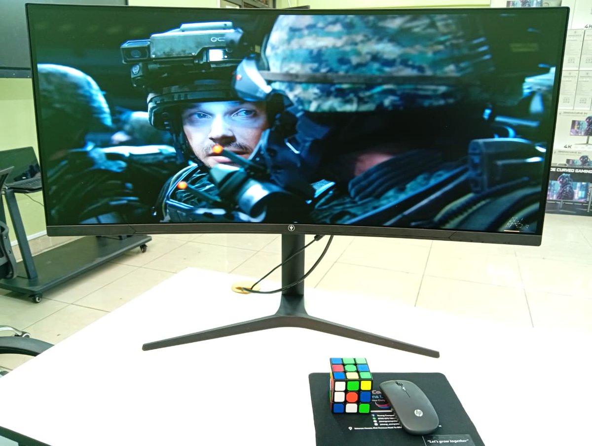 js_ltd's tweet image. Weekend’s here 😎
Time to let the setup shine.
Visit 👉 jsnova.co for more 🔥

#FridayVibes #JSNova #AURENSeries #WeekendMode