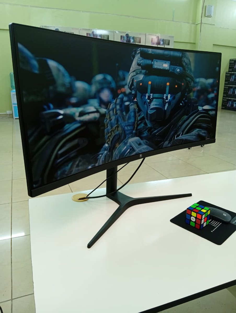 js_ltd's tweet image. Weekend’s here 😎
Time to let the setup shine.
Visit 👉 jsnova.co for more 🔥

#FridayVibes #JSNova #AURENSeries #WeekendMode