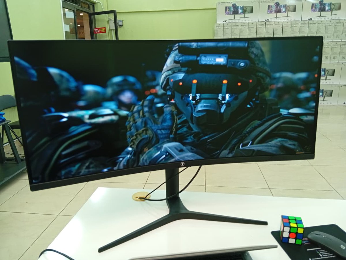 js_ltd's tweet image. Weekend’s here 😎
Time to let the setup shine.
Visit 👉 jsnova.co for more 🔥

#FridayVibes #JSNova #AURENSeries #WeekendMode