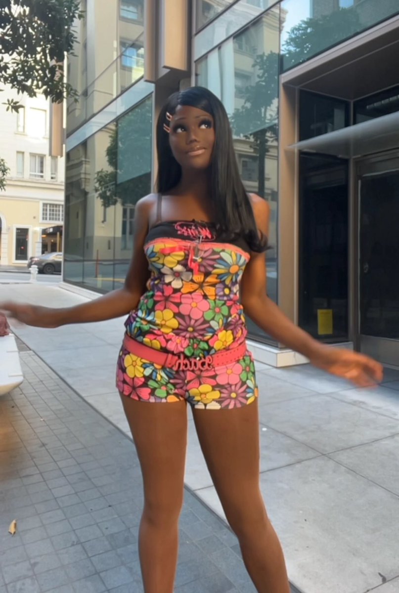 highponybarbie's tweet photo. I support the LGBTQ 🥹💗 #queerrights https://t.co/b0ol7lZqXP
