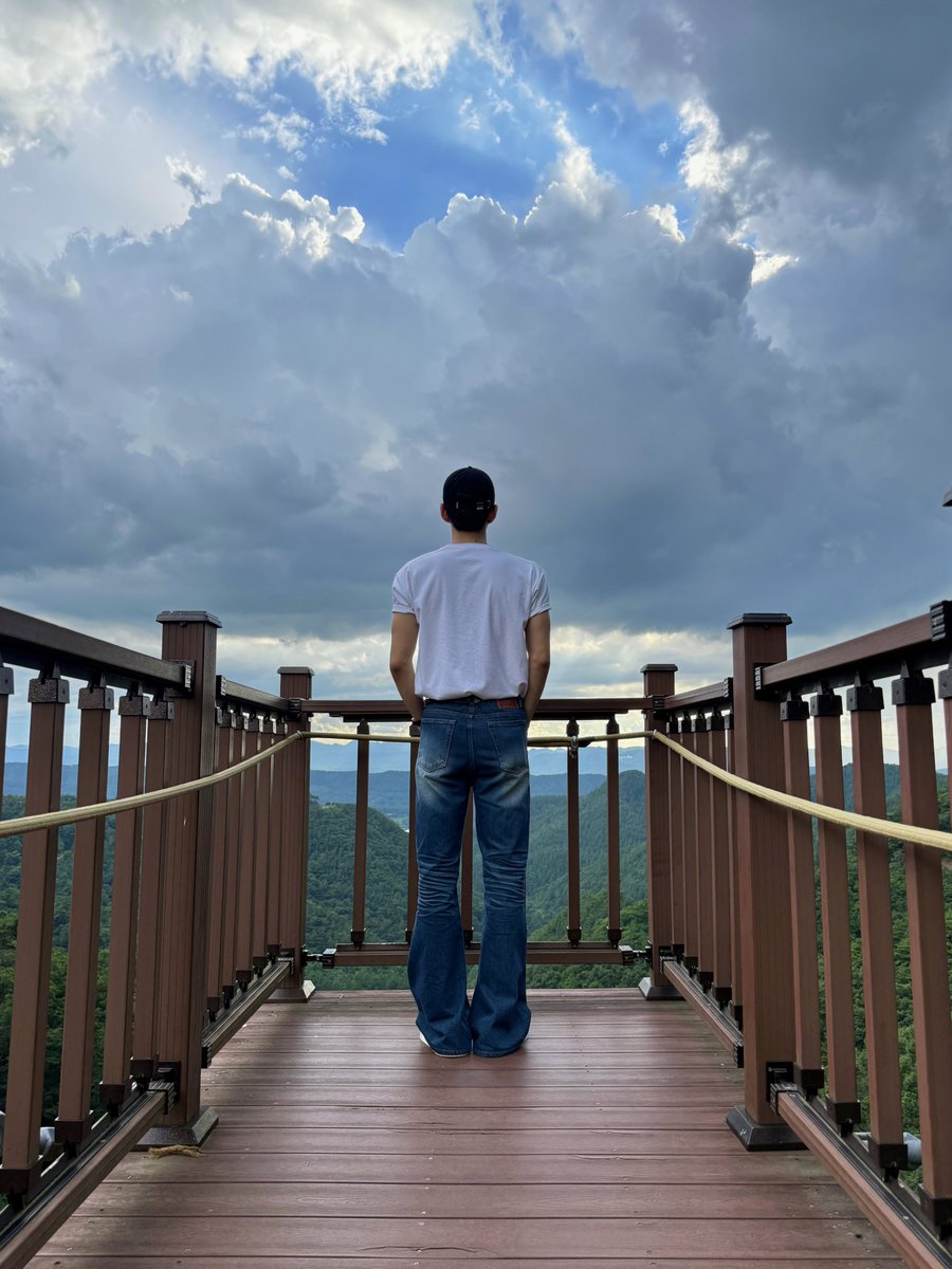 XH_official's tweet image. 대체 오드 가요? 🦊 보은 가요! 🚗