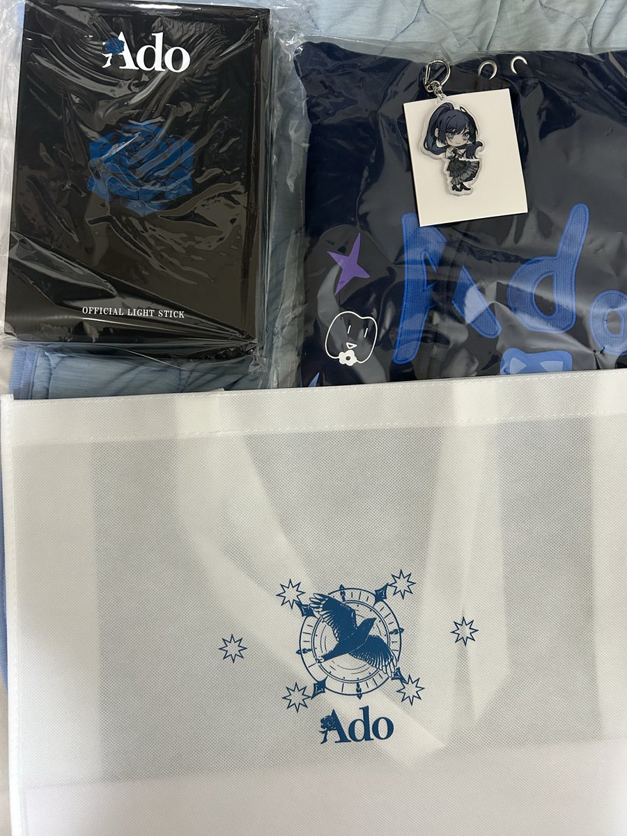 よだかのグッズきちゃ〜